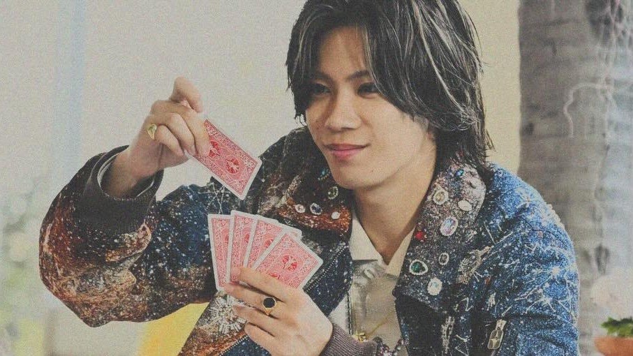 【 Number_i  ・神宮寺勇太 】 『3XL』ミュージックビデオのオフショット　「 #Jin ver.」公開　「なんて可愛い笑顔なんでしょう！」　ファン反響