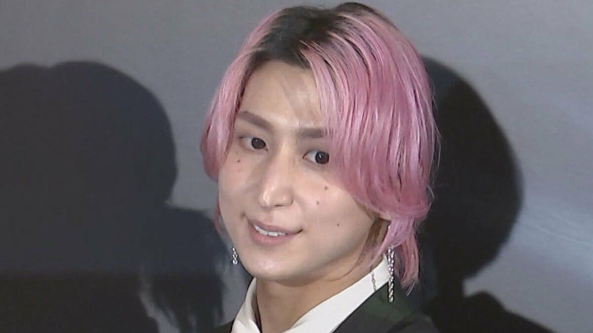 【 Snow Man・佐久間大介 】ハリポタ25周年に大興奮　小野賢章を相手に「怖いか？ポッター」名場面も再現