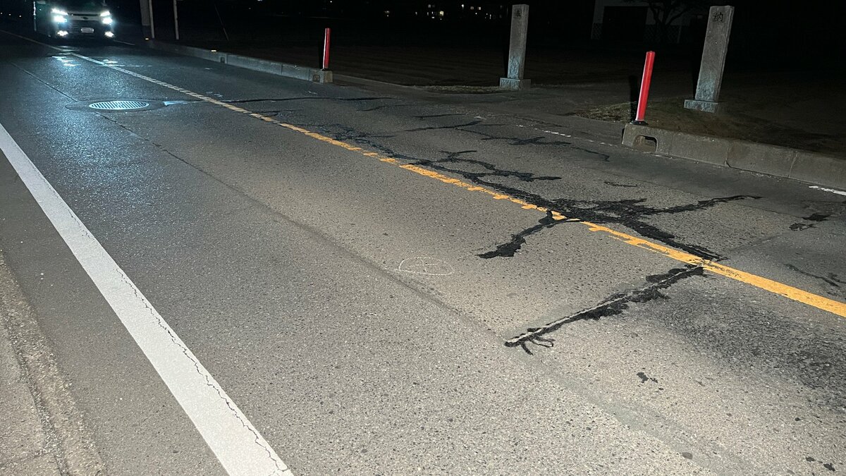 群馬県伊勢崎市の路上で小学2年生の男子児童はねられ重傷　運転手の76歳女性から事情聞く