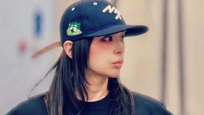 【 浜崎あゆみ 】アリーナツアー初日まで1ヶ月を切り「あまりにも壮大で荘厳で残酷で甘美で攻め攻めな世界へと着々と仕上がって来てます」