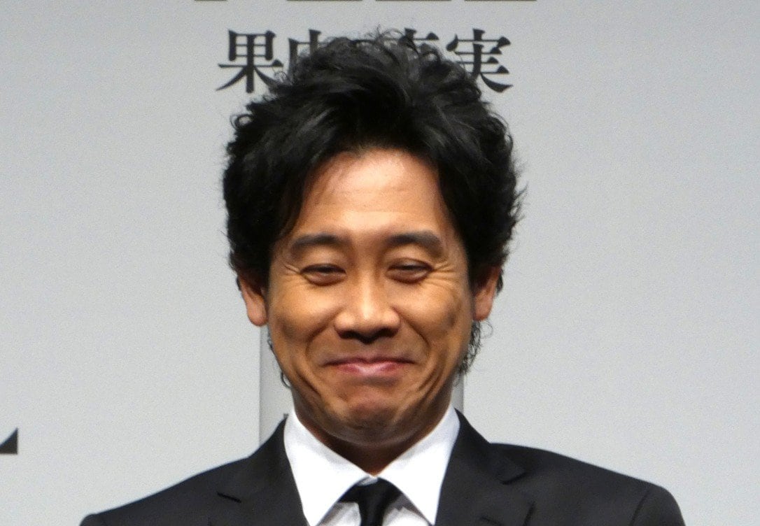 【 大泉洋・斎藤工・池松壮亮 】　レモンの皮剥き対決で　〝契約終了〟の危機　料理初心者・池松壮亮との対決に　大泉洋は〝大河ドラマいじり〟で噛みつく