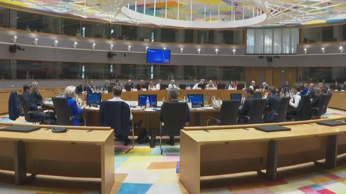 EU首脳会議 中東情勢の悪化「エネルギー施設への攻撃一時停止求める」