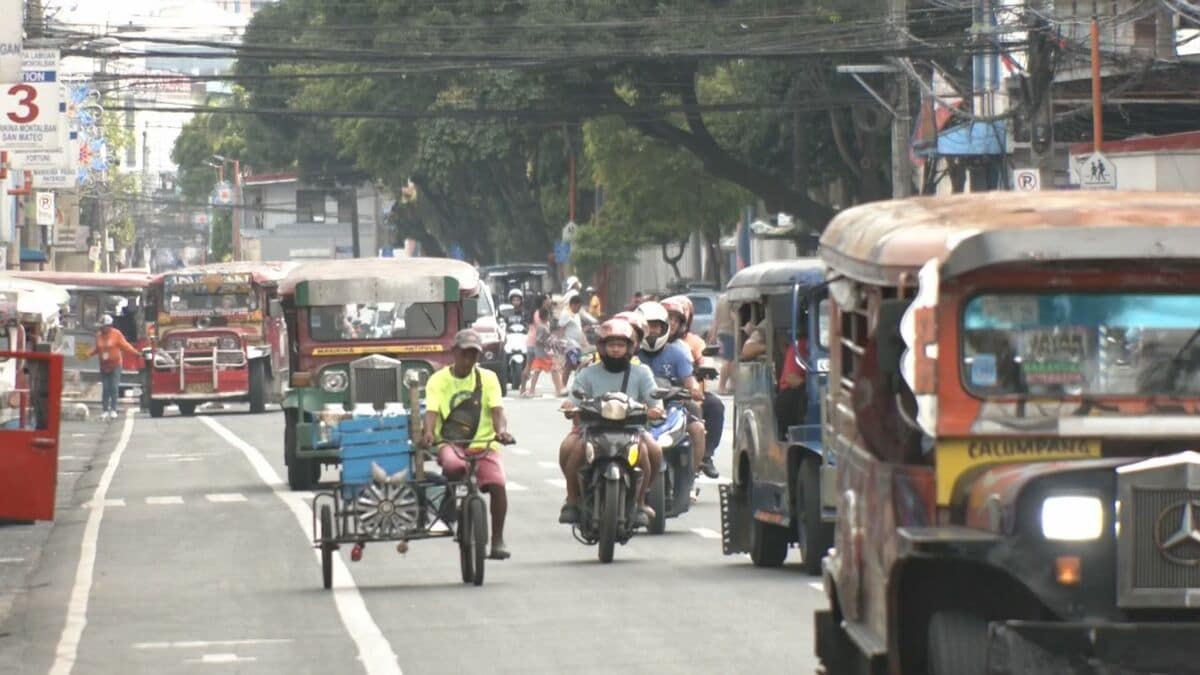 フィリピン政府“日本から軽油14万バレルを調達” エネルギー危機で原油調達先の多角化急ぐ