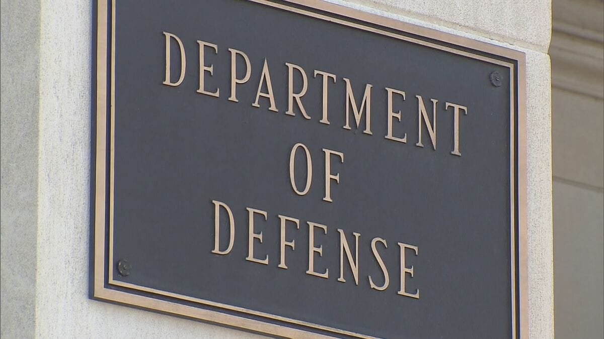 トランプ政権 米陸軍制服組トップを更迭　統合参謀本部議長や空軍参謀総長らに続いて　米メディア「大統領の政策を実行する人物への交代を求めた」