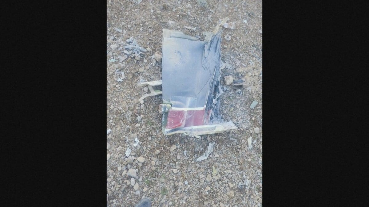 兵士捜索活動中の米軍ヘリ2機がイランから攻撃を受ける　けが人はなし　イラン上空で墜落した戦闘機をめぐり