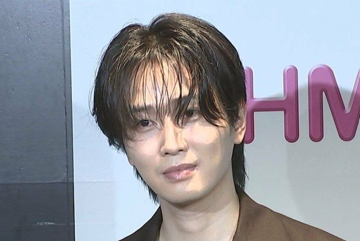 【 カルマ 】　緊張の写真集イベント　「鎖骨に住みたい」ファンに　「家賃は愛でいただこうかな」