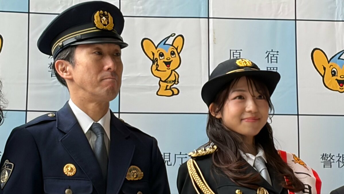 「身近にいろいろな詐欺が起きている」タレントの中村静香さんが特殊詐欺防止を訴え 東京・JR原宿駅 警視庁