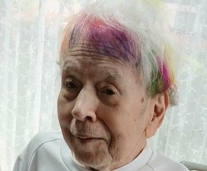 【 志茂田景樹 】色とりどりニューヘア披露で気持ちも一新「さあ前へ歩もう」　フォロワー称賛「どの角度から見ても色んな色！」