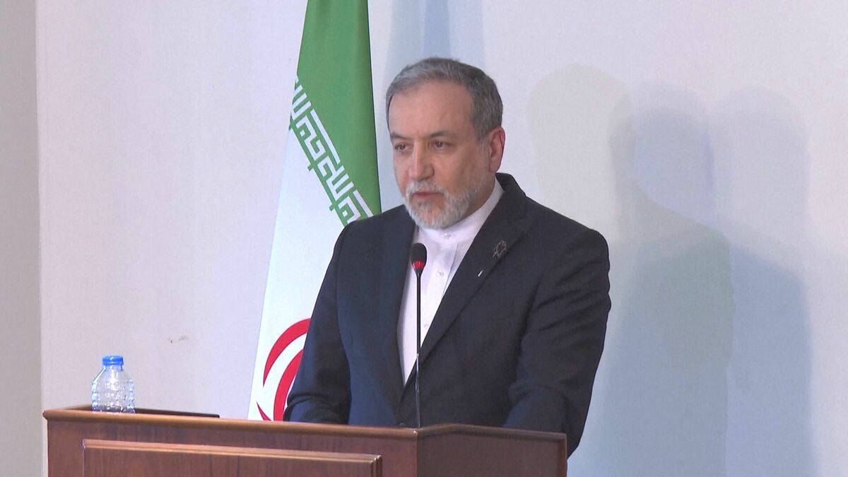 イラン外相率いる“小規模な代表団”が24日夜にパキスタン訪問か パキスタンメディア報道　アメリカの先遣隊はイスラマバードに到着