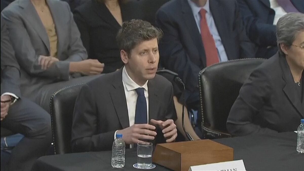 オープンAIのアルトマンCEOが謝罪　銃撃事件の容疑者による事前AI相談を把握も通報せず