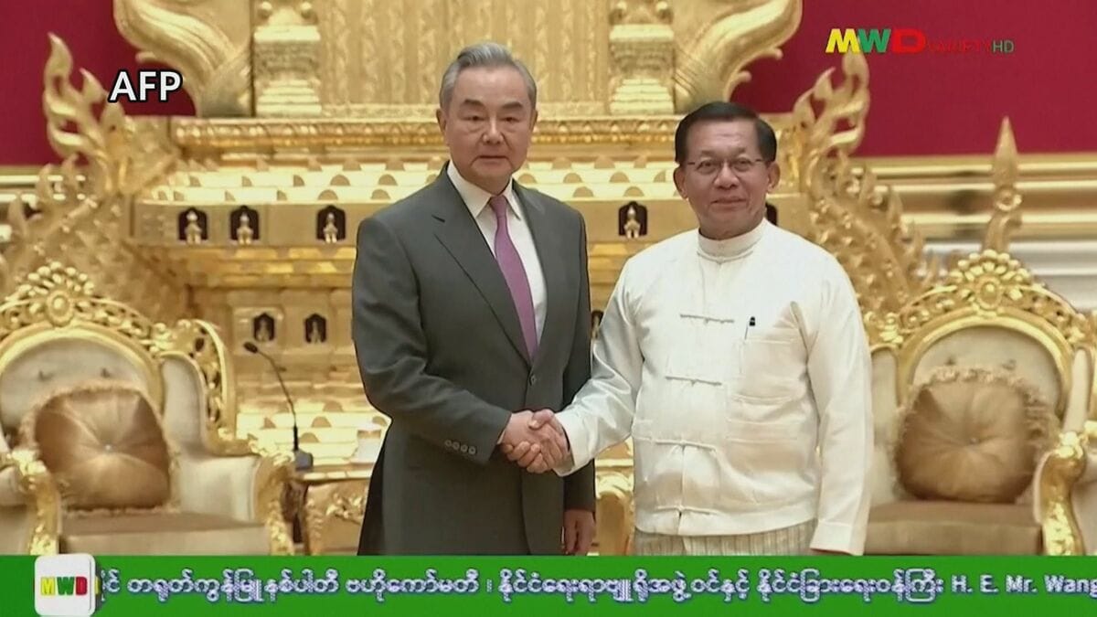ミャンマー 軍主導の新政権の大統領が中国外相と会談 関係強化を確認