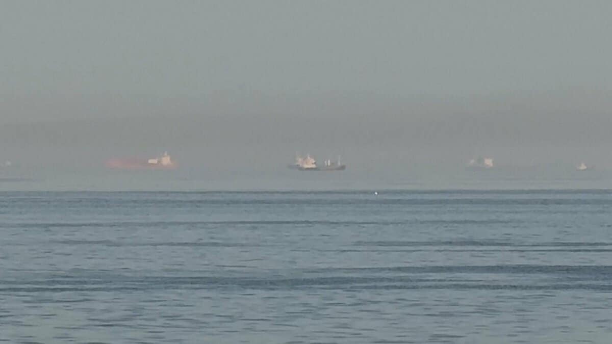 NY原油一時100ドル台　2週間ぶり　戦闘終結の期待後退で