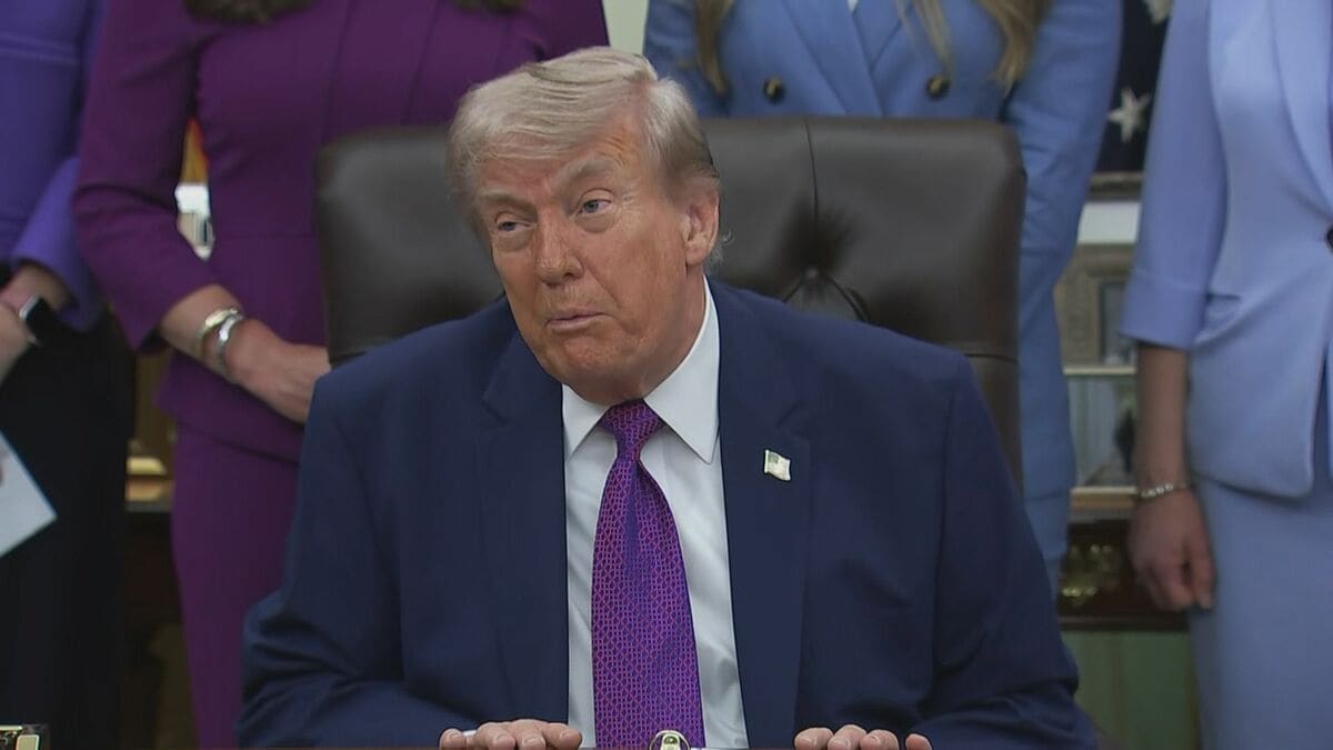 トランプ大統領 イランへの軍事行動再開を検討か 国家安全保障チームと会合 「アクシオス」報道