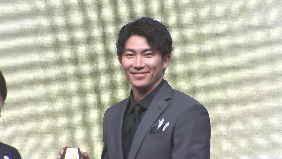 【SVリーグAWARDS】トップサーバー水町泰杜「悔しさを忘れずに、またここに戻ってこられるように」リーダーズコメント