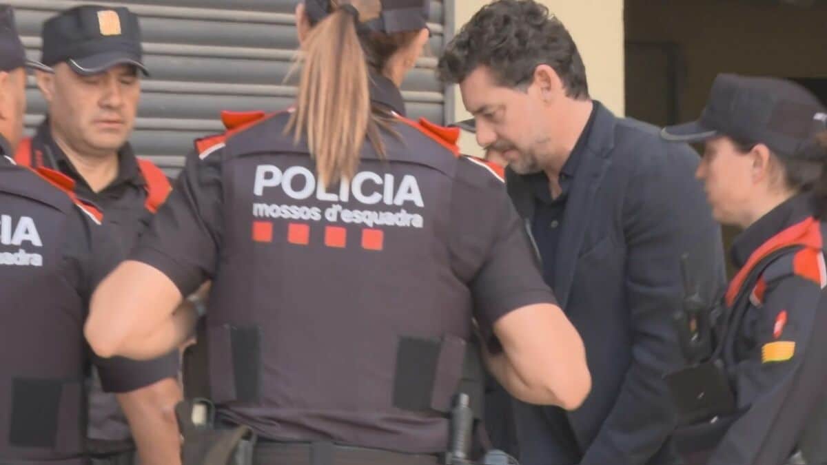 スペイン発「MANGO」創業者の転落死で息子を逮捕　現地でも衝撃走る…