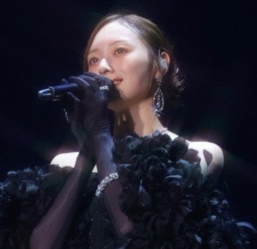 【 梅澤美波 】 「乃木坂46が、大好き。その気持ちだけで生きた9年と8ヶ月でした」 卒コン終え想い 「夢のようなラストステージ」