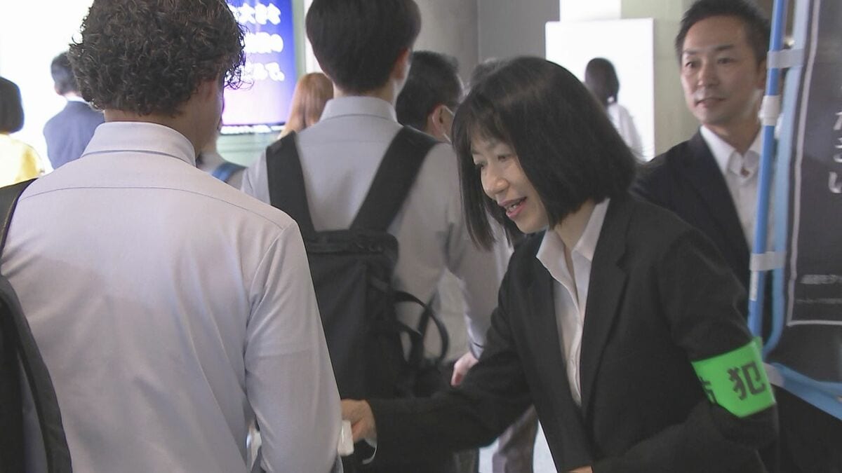 JR新宿駅で痴漢撲滅キャンペーン実施　去年都内で摘発された痴漢事件のうち約7割は電車内で発生　警視庁