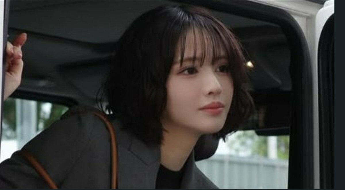 【 FRUITS ZIPPER・鎮西寿々歌 】「撮り合いっこした」早瀬ノエル撮影によるおしゃれショットを公開