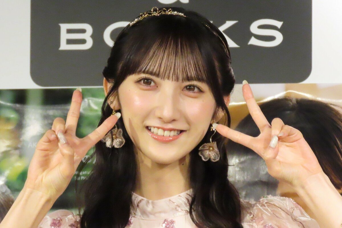 【 AKB48・長友彩海 】 チャームポイントは「くびれ」 念願の写真集発売 「全ページお気に入り」