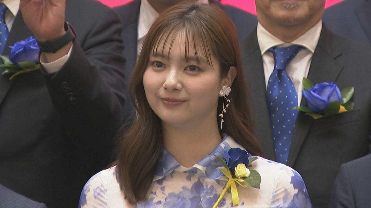 【 新川優愛 】100万円あったら〝1回2万円の焼肉は行っておきたい〟今年中に投資を始めたい