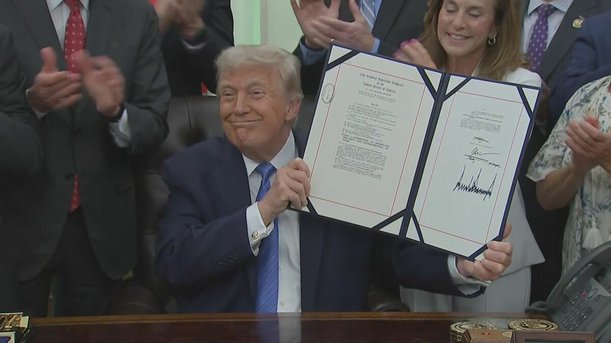 「彼らはまさに英雄だ」トランプ大統領がICE=移民・税関捜査局などの関連予算に署名 700億ドルの資金確保