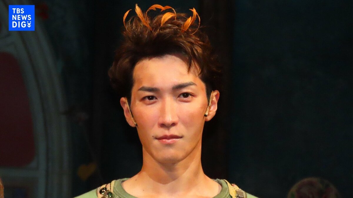 【Snow Man渡辺翔太】「僕として知った以上は…」報道陣への“男気謝罪”から「質問なんでしたっけ?」のギャップで魅了