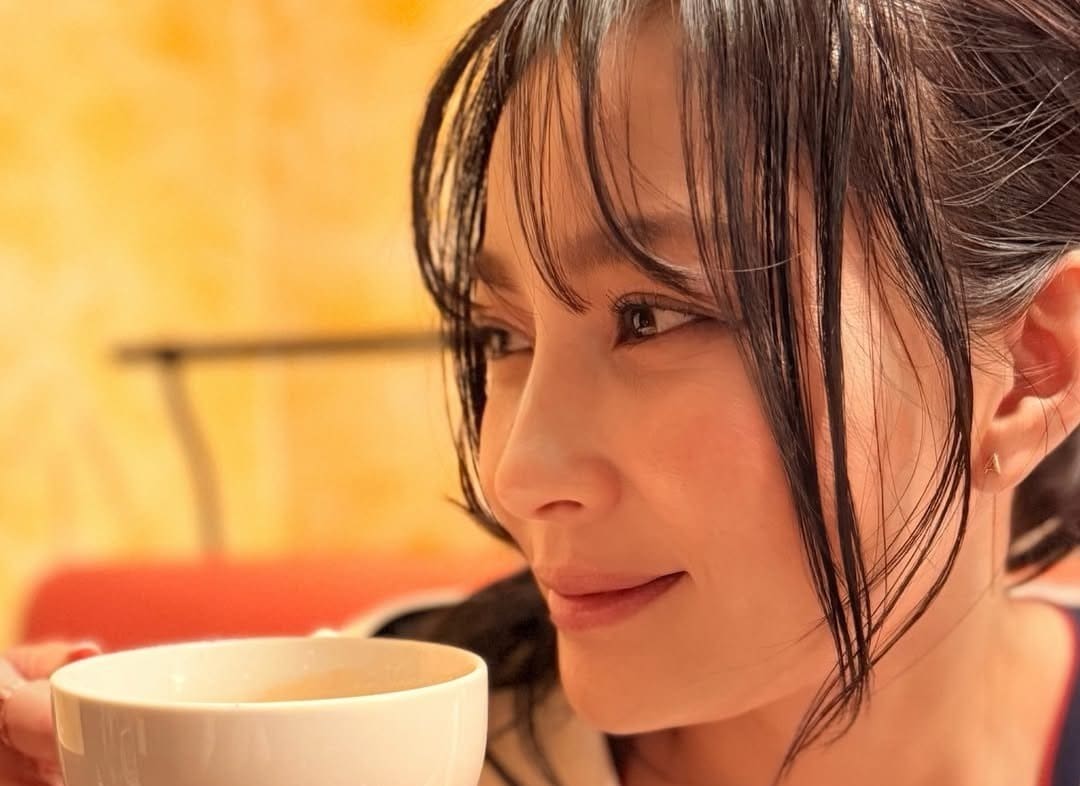 【 瀬戸朝香 】友人と食事するプライベートショットを公開「聞いてもらえるだけでいい そんな時もあるのさ テンキュ!友っ」