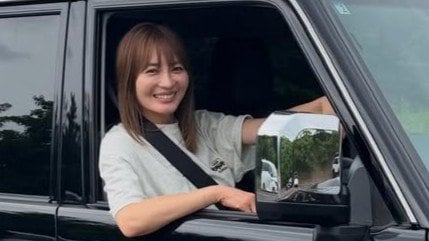 【 新山千春 】愛車『トヨタ・ランドクルーザー70』への思い「これからの人生の相棒として」「おもいっきりランクルと共に楽しんでいきたいと思っています。」