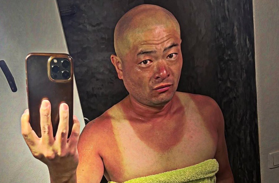 【 あばれる君 】驚きの日焼け姿を公開「このタンクトップ好きなんだよなぁ‼︎」