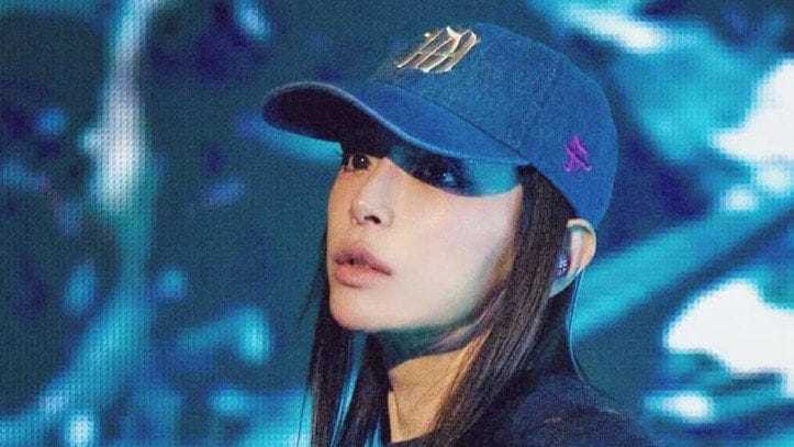 【 浜崎あゆみ 】「何度でも本気で信じてばかをみる今の生き方のままでいい」自身の生き様を綴る