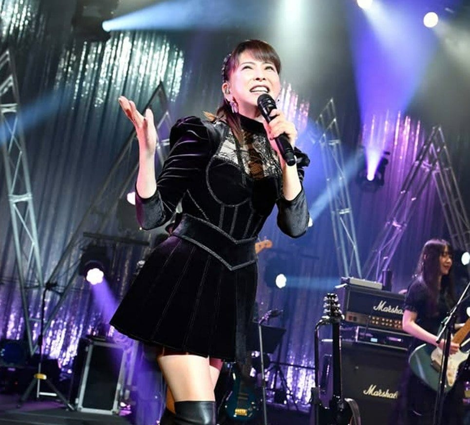 【 森高千里 】 「2階席の皆さんも総立ちで大きな声で応援してくれました。ちゃんと届きましたよ~」 愛知でライブ