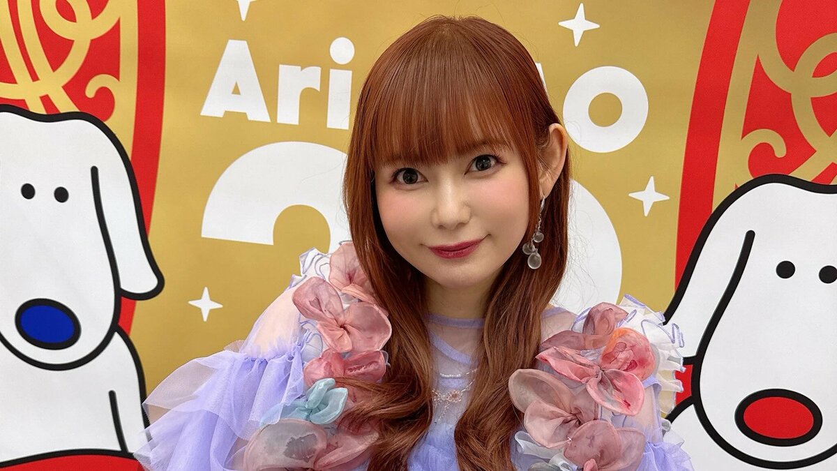 【 中川翔子 】　20周年リリースイベントで感謝「20周年までやめなくてよかった」　淡い紫ドレス×ピンクメイクのステージショット公開