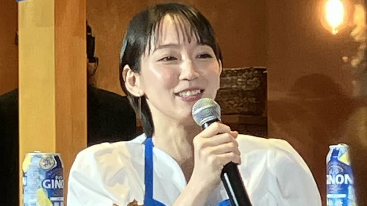 【 吉岡里帆 】「絶妙な所を狙うのが大変」〝体型〟批判の声に呼びかけ 「もうちょっと許して」