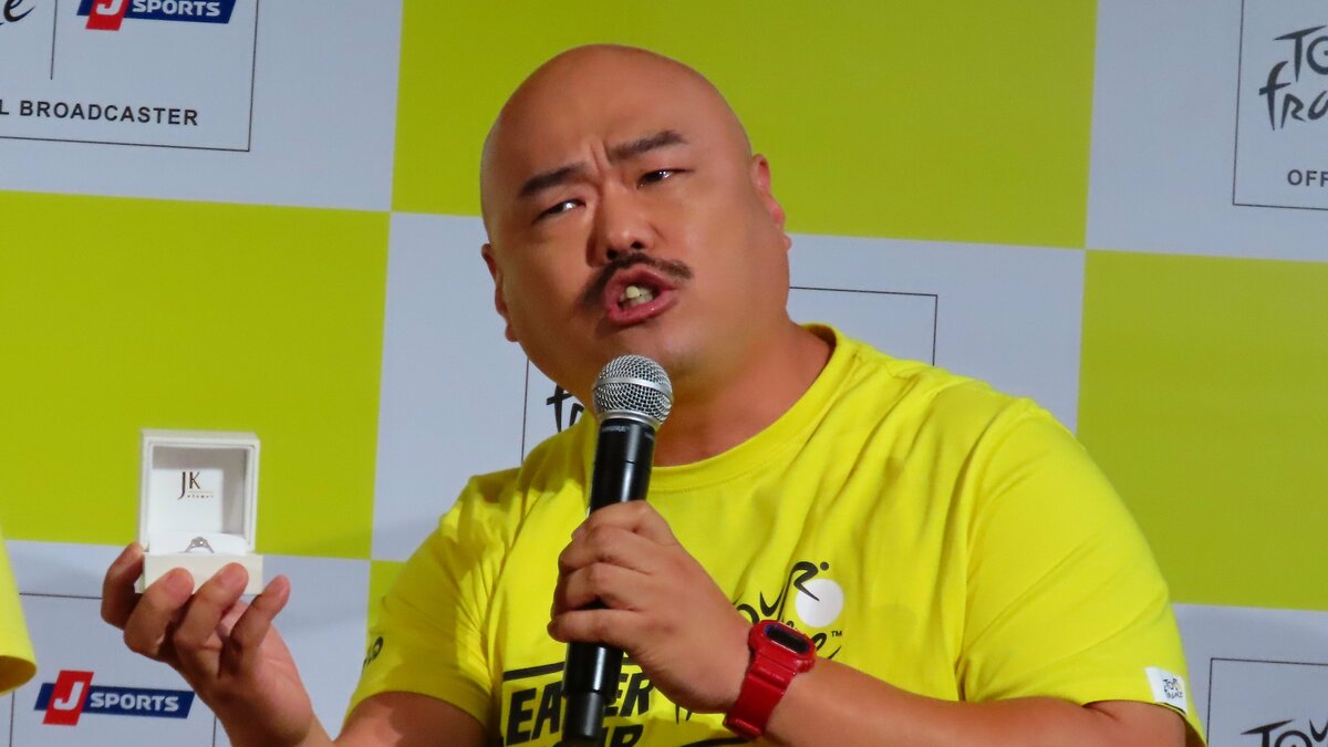【 クロちゃん 】元恋人・リチへ「復縁してください」と叫ぶもダメだったら「違う子に163万4600円の指輪をあげたい」