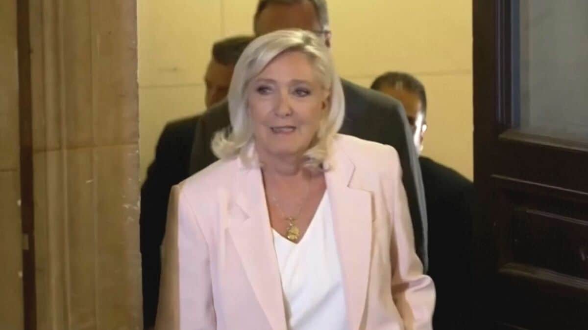 フランスの極右ルペン氏に再び有罪判決 来年の大統領選挙は法律上“出馬可能”に