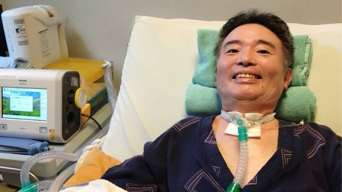 【 ALS闘病 】声優・津久井教生さん 月1回の呼吸器回路交換で新品のプラスチック臭を体感「月1の臭いも楽しんじゃいます♪」【ニャンちゅう】