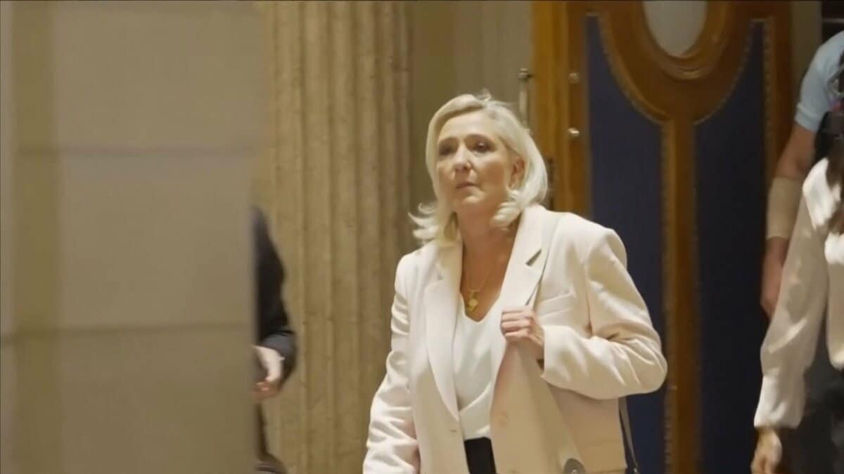 「立候補できないシナリオはない」フランス極右ルペン氏 2027年春の大統領選に出馬する方針を表明 有罪判決後のテレビ出演で