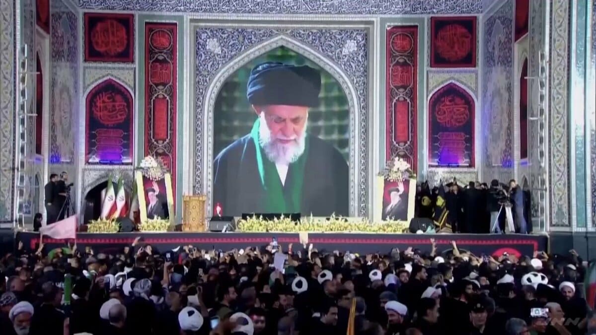 イランでハメネイ師の遺体が埋葬され葬儀終了も 米軍の原発周辺攻撃や弾道ミサイル発射など攻撃の応酬 戦闘終結に向けたアメリカとの協議再開のめど立たず