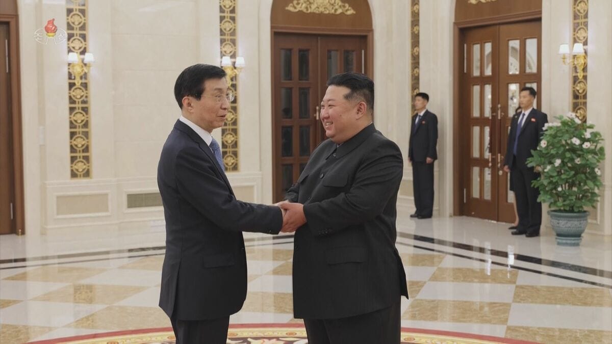 北朝鮮の金正恩総書記が中国共産党序列4位と会談 両国関係の強化を確認 高官の往来活発に