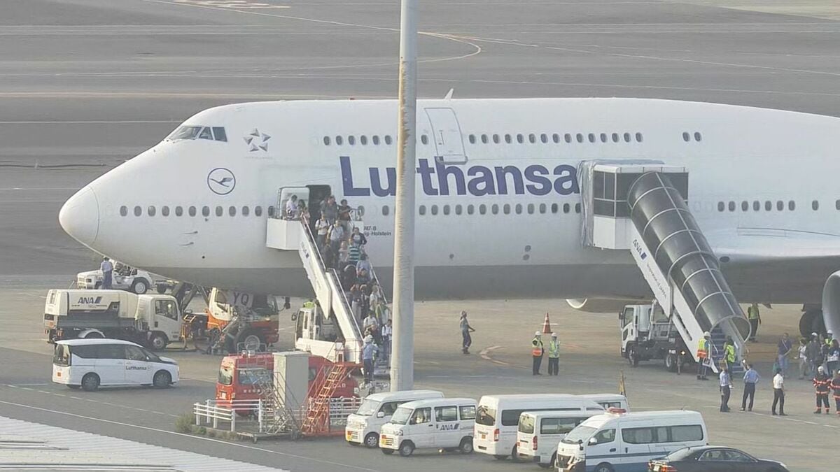 羽田空港でルフトハンザ航空機が緊急着陸 けが人なし
