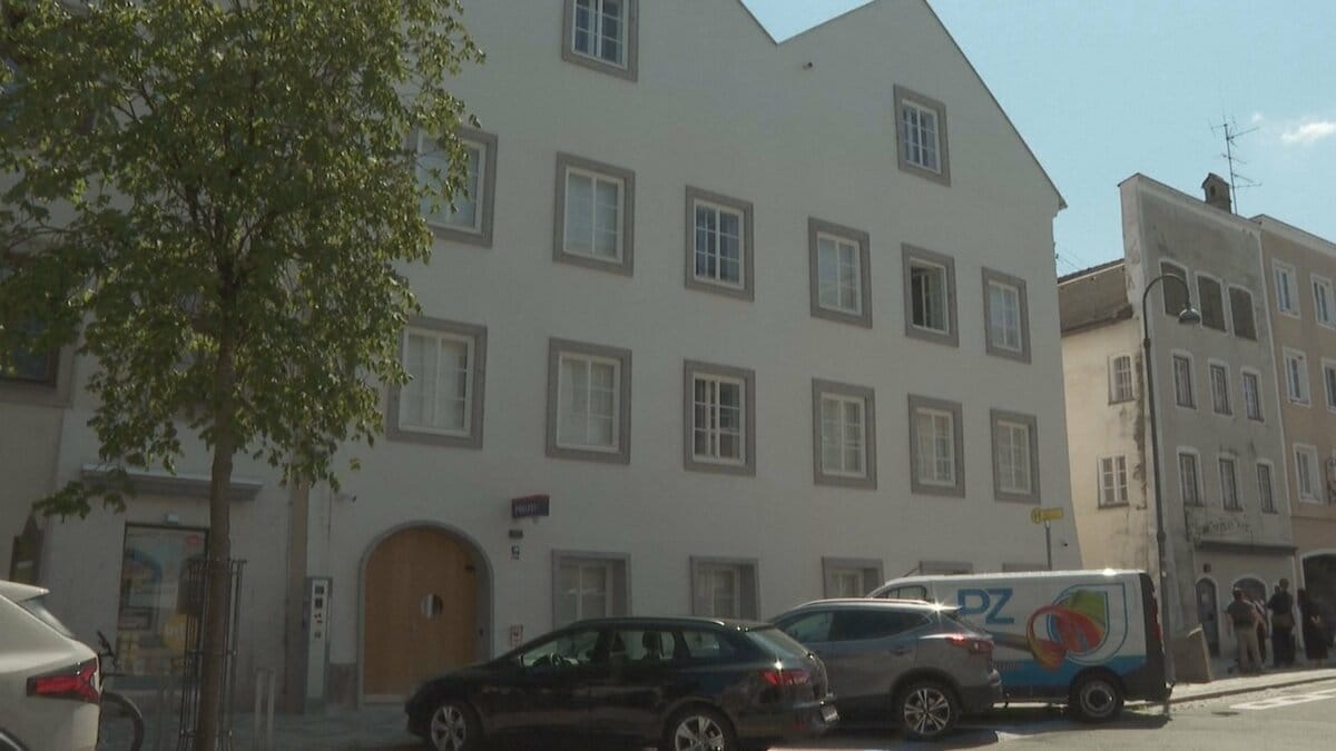 ヒトラーの生家が警察署に生まれ変わる “ネオナチの聖地”とせず歴史の教訓を伝える
