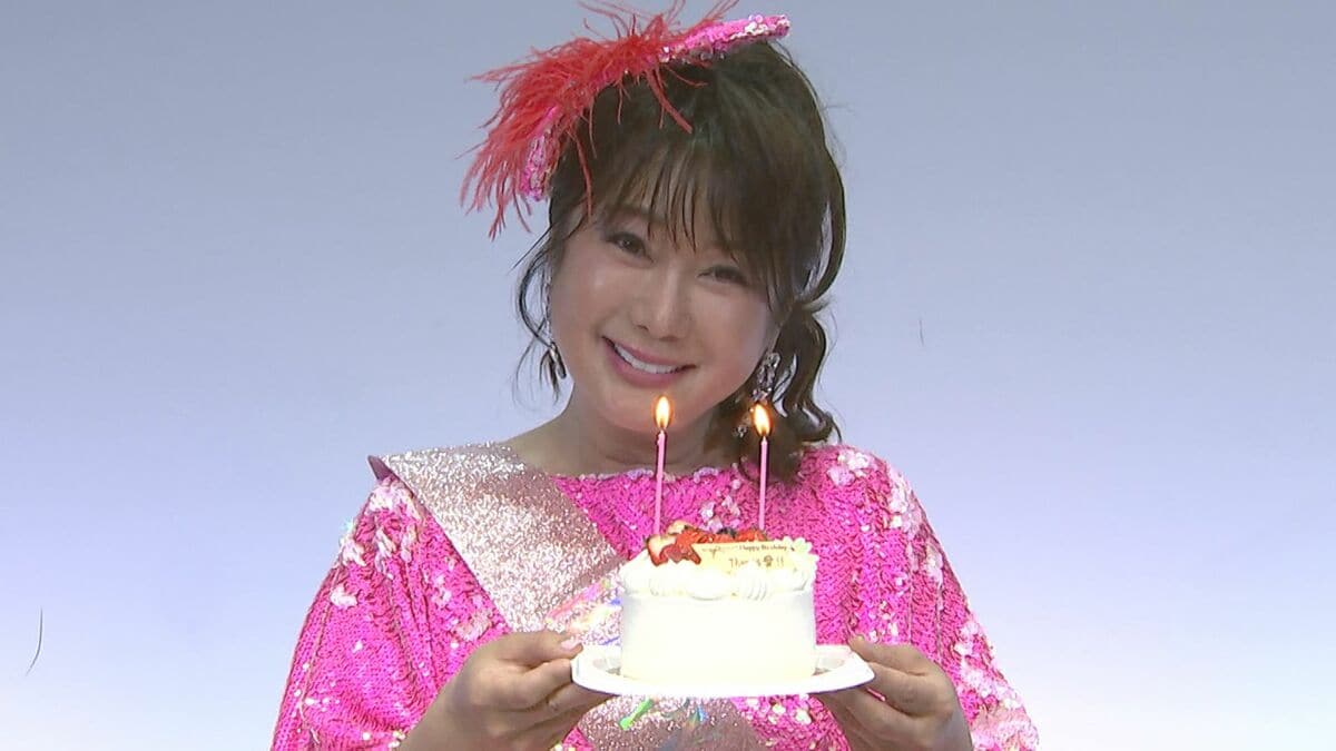 【はるな愛】〝自分らしく〟輝いた生誕祭ライブ「50代には50代の良さがある」エアあやや・演歌・アイドルソングと盛りだくさん