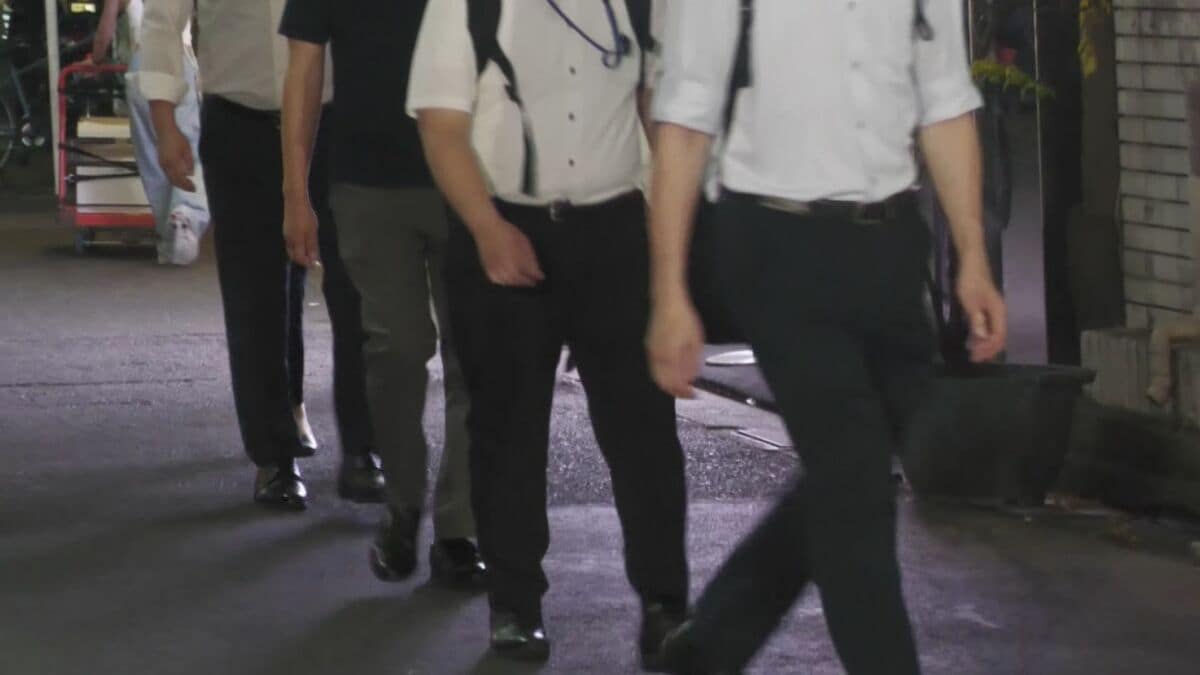 新宿・歌舞伎町でメンズコンセプトカフェに警視庁が初めて一斉立ち入り調査 6割の店舗で違法行為を確認