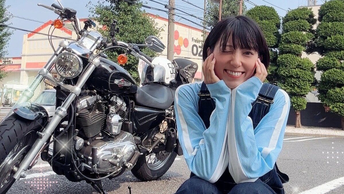 【 笠井海夏子 】愛車ハーレーに乗ると「小心者の私が強くなれた気がしちゃう」 ウインクスマイルにフォロワー同調「気分は総長」