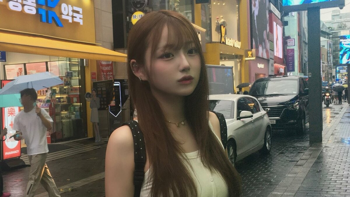 【 辻希美・長女 】希空 「ずっと雨降ってた」韓国・明洞で雨のショッピングショット公開 「お気に入りリュック」も紹介