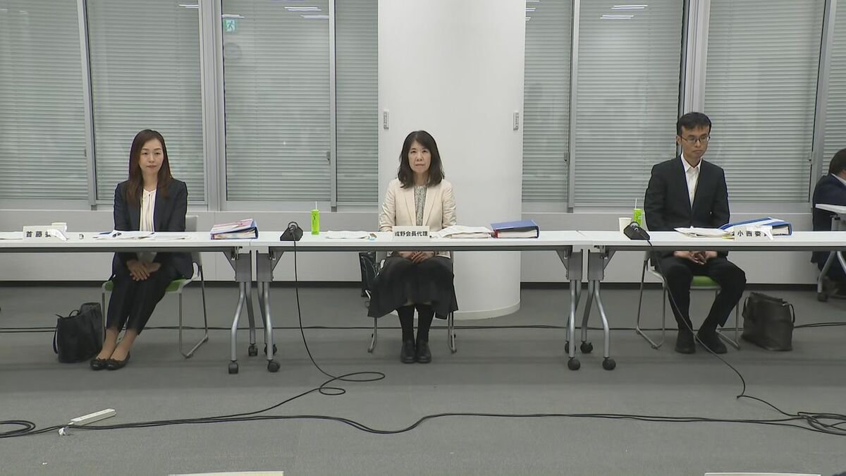 今年度の最低賃金の目安　時給1176円　55円引き上げで上げ幅は前年下回る　物価上昇や中小企業の経営を考慮　厚生労働省の審議会