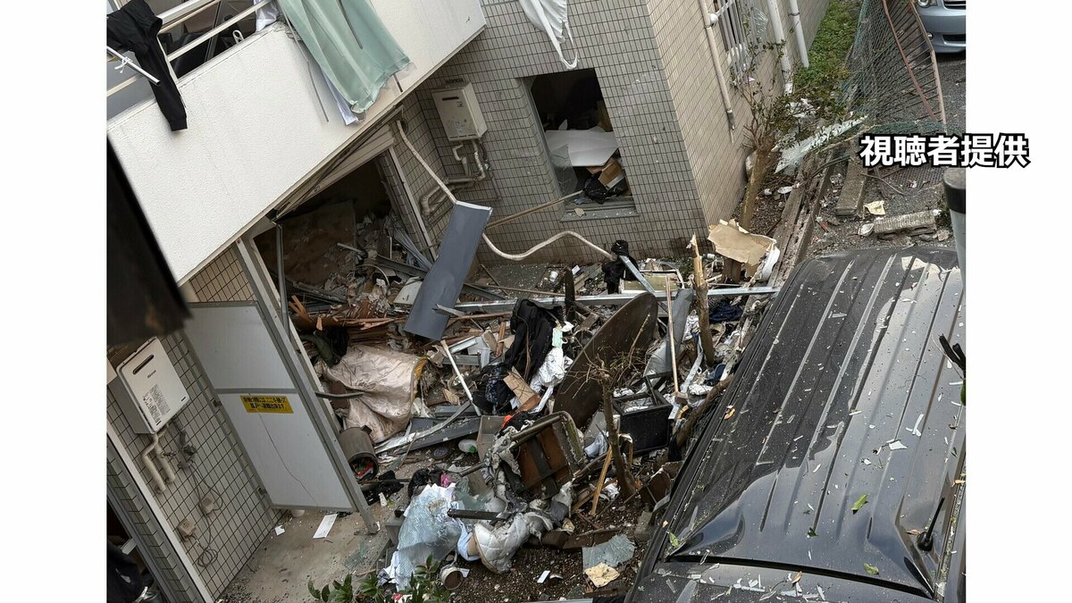 【速報】千葉・市川市のマンションで爆発か 男性2人搬送、1人重傷1人軽傷 付近住宅や中学校など約10棟で窓ガラス割れる被害も