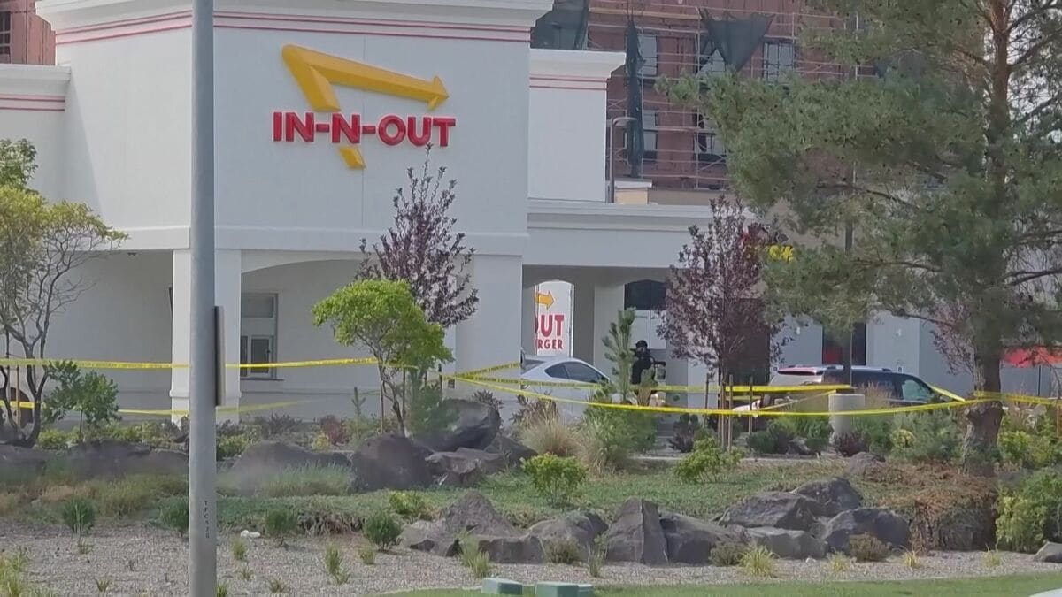 アメリカ・アイダホ州のファストフード店で銃撃事件 3人が死亡、7人けが うち数人は重体 容疑者は死亡