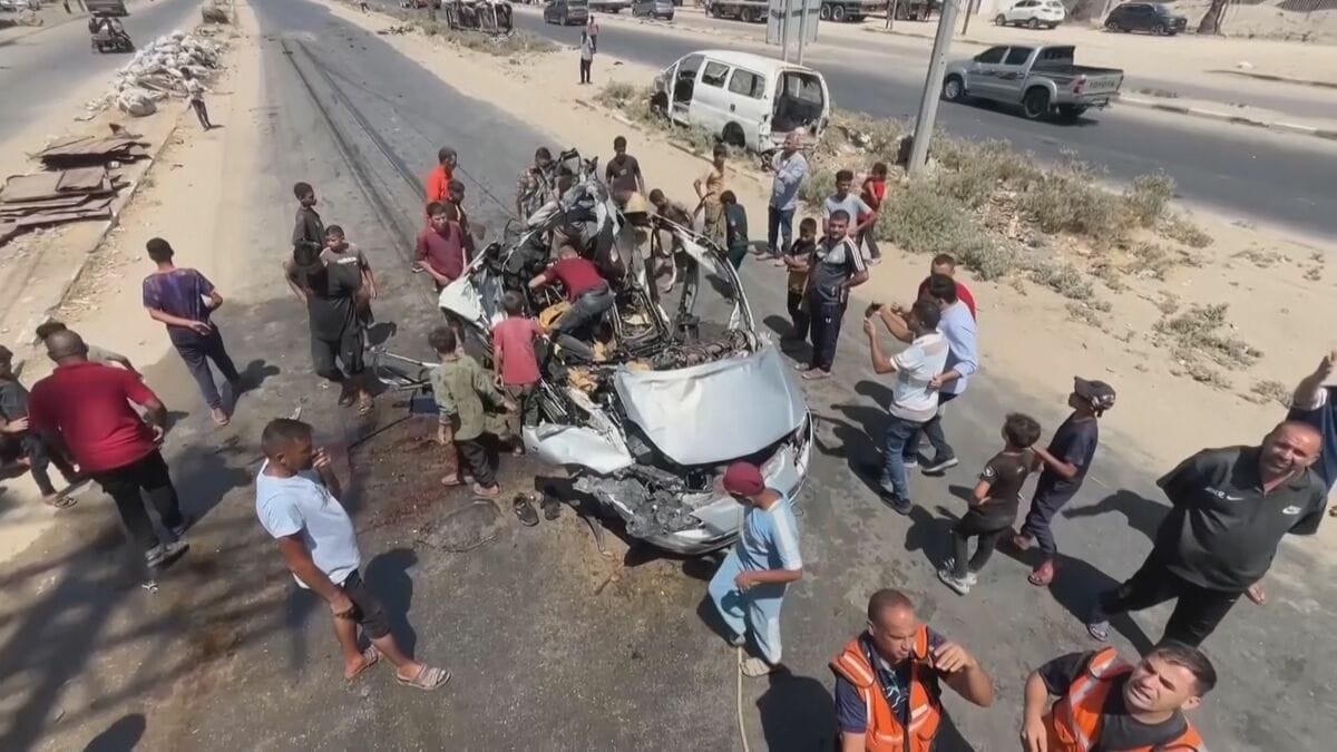 イスラエルがパレスチナ自治区ガザへの攻撃を継続 19人死亡 イスラム組織ハマスは強く反発 和平計画への影響懸念