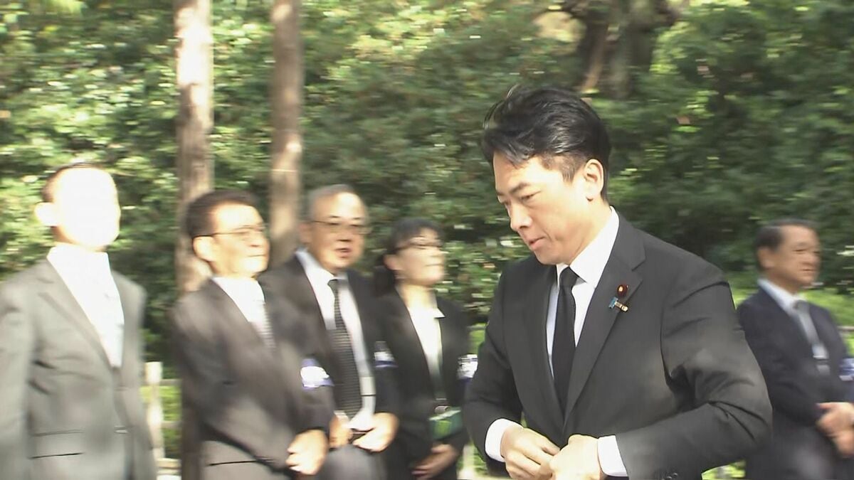 中国外務省「厳正な申し入れと強い抗議」小泉防衛大臣や自民党・鈴木幹事長ら党幹部が相次いで靖国神社参拝 高市総理は私費で玉串料を奉納